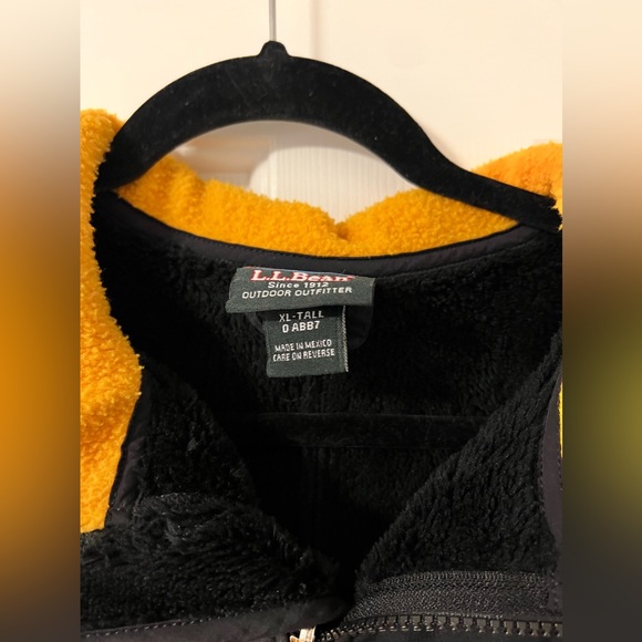 MENS VINTAGE LL BEAN VEST - Picture 4 of 5